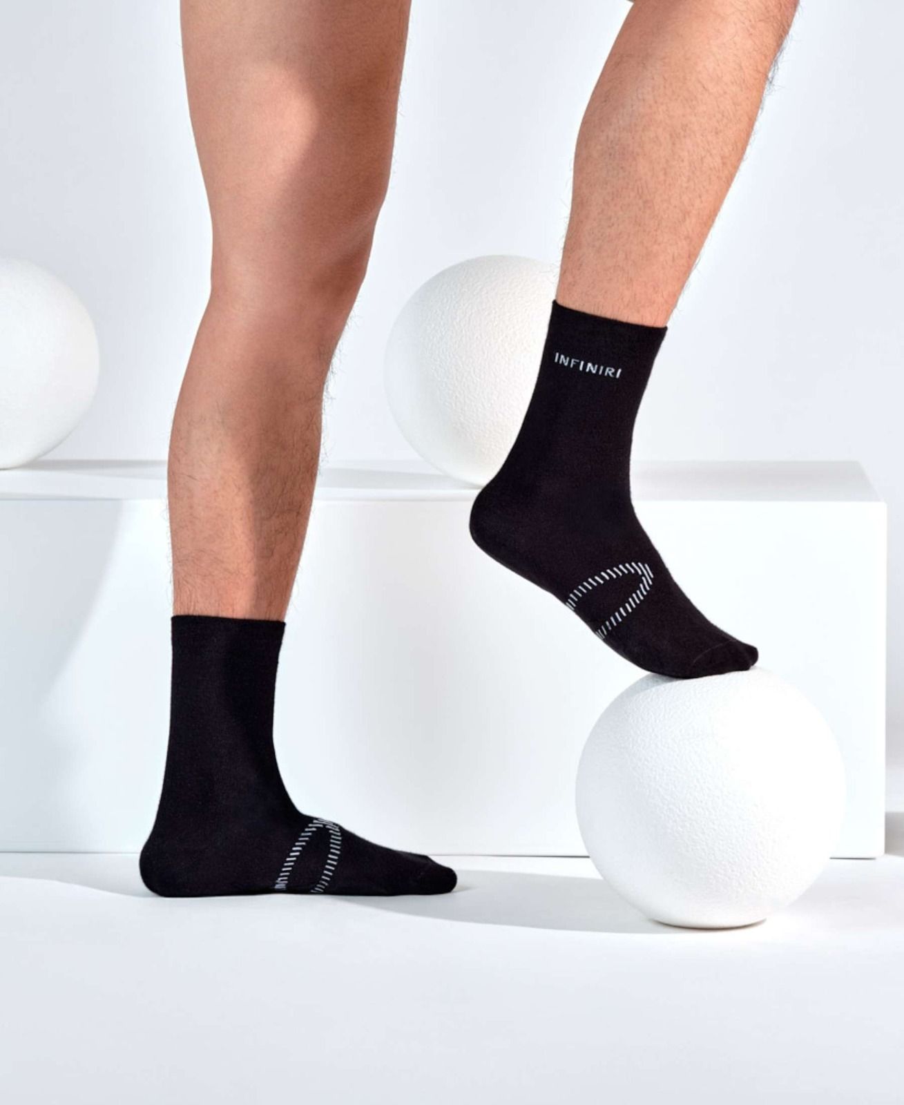 INFINIRI Comfort - Men's Socks - Black