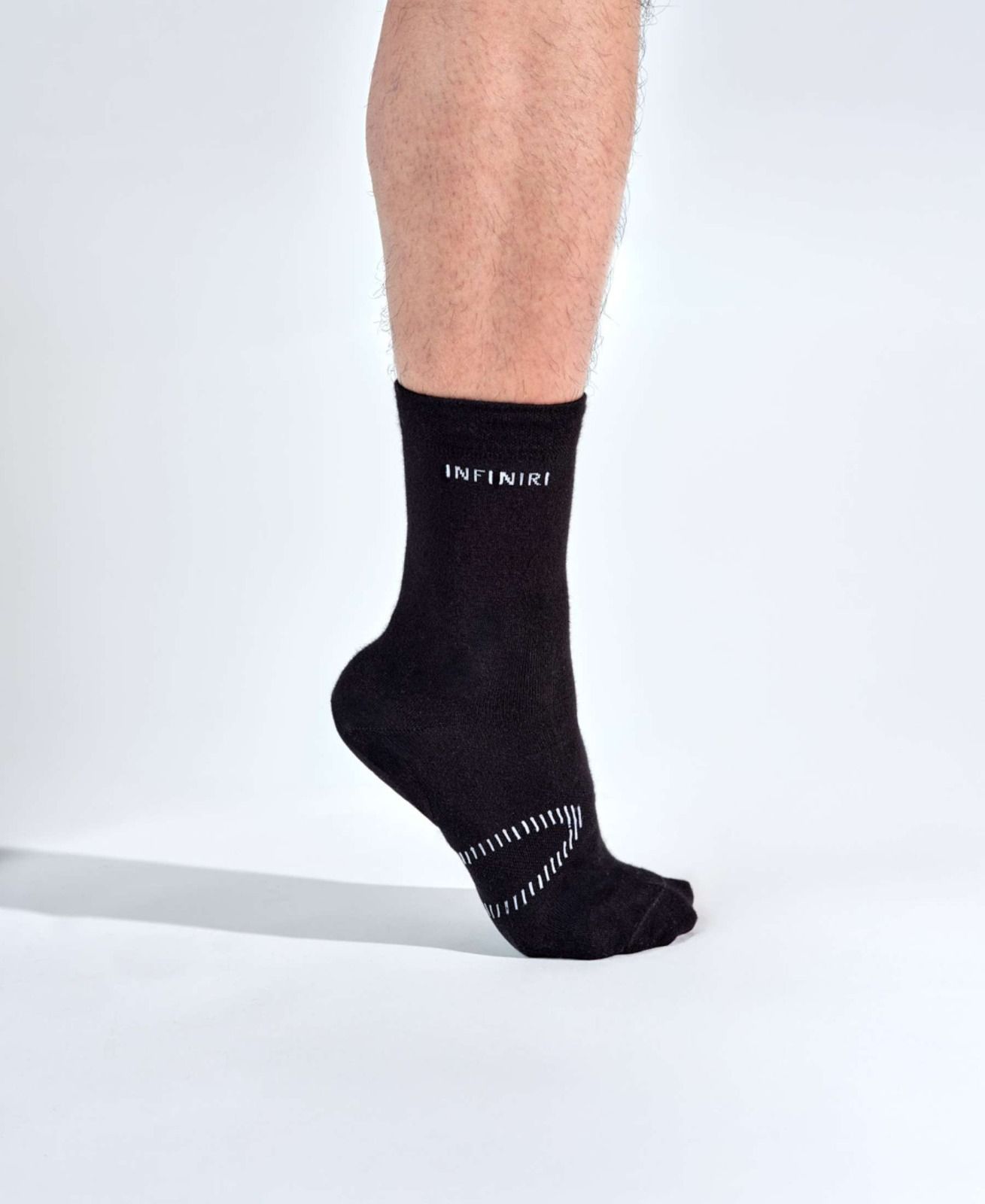 INFINIRI Comfort - Men's Socks - Black