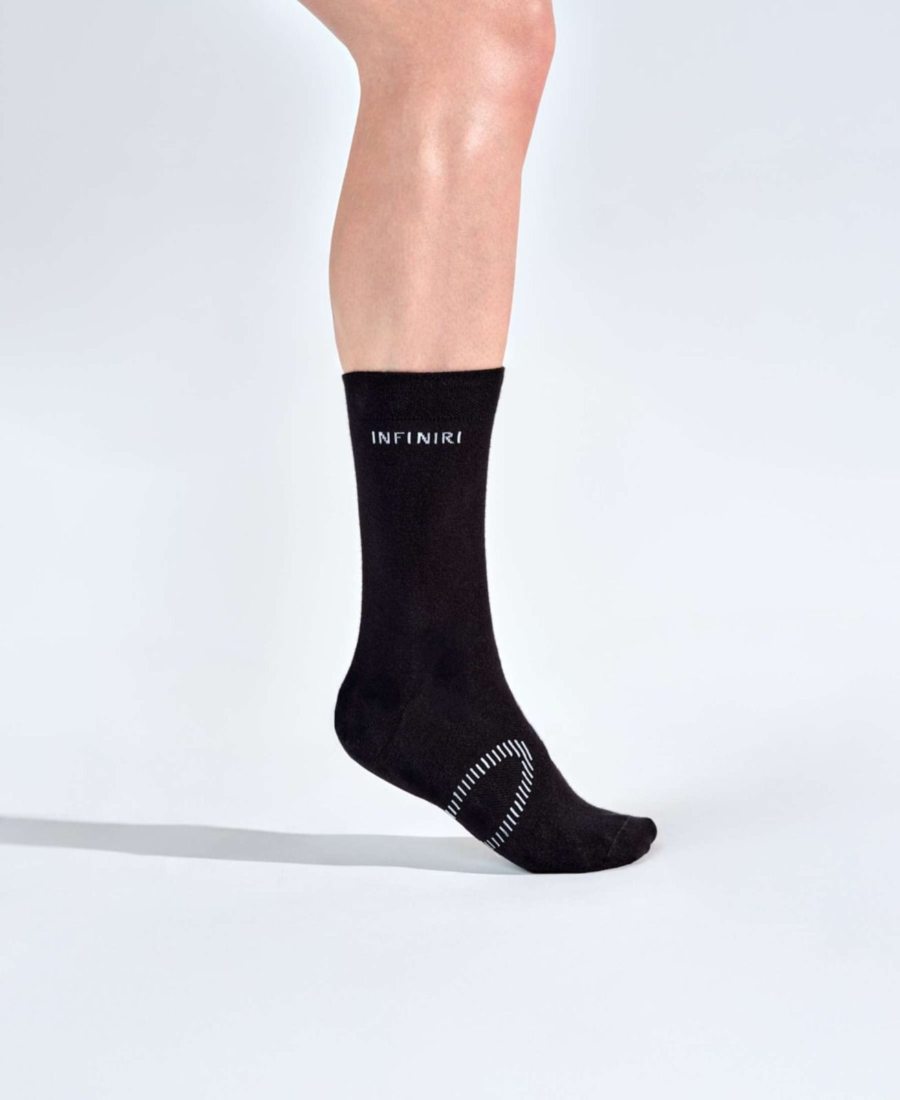 INFINIRI Comfort - Women's Socks - Black