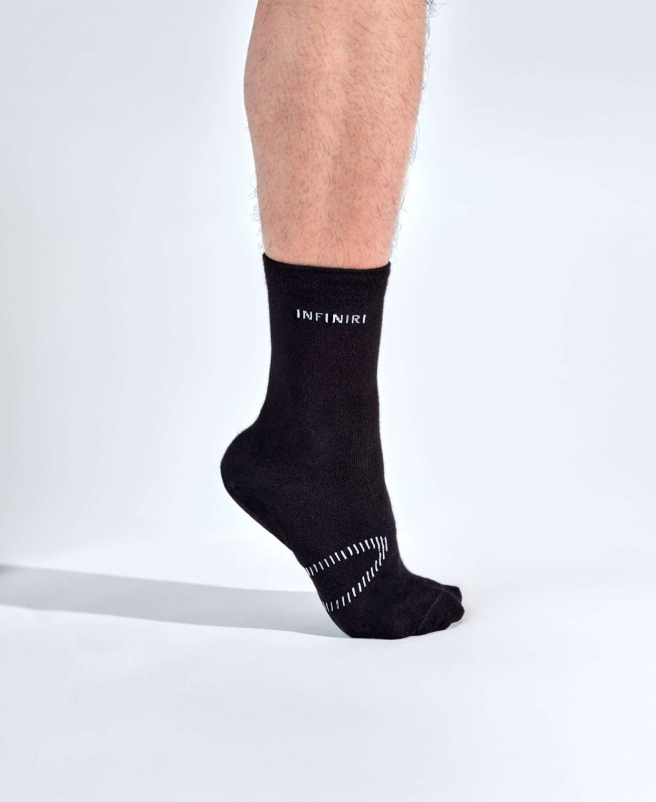 INFINIRI COMFORT Health Socks - Men / Black