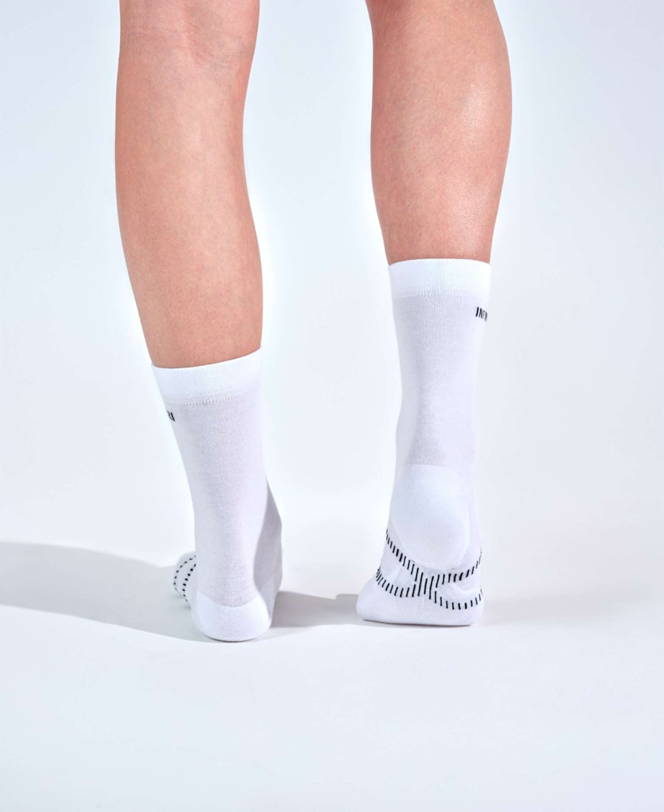 INFINIRI COMFORT Health Socks - Women / White