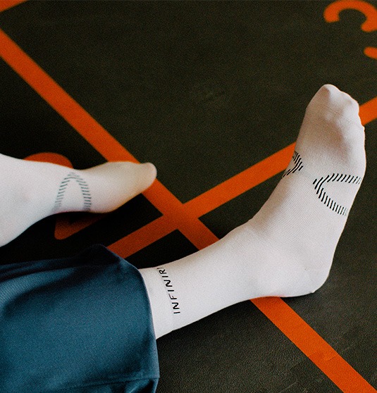 INFINIRI Intelligent Support Socks